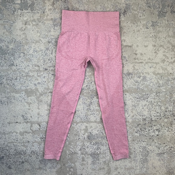 Blush seamless Work Out Yoga Set/ Activewear - Picture 14 of 15